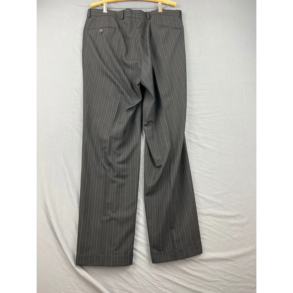 J.Ferrar Pinstripe Suit Mens 42R 36W Black Good Modern Fit 3-Button Business